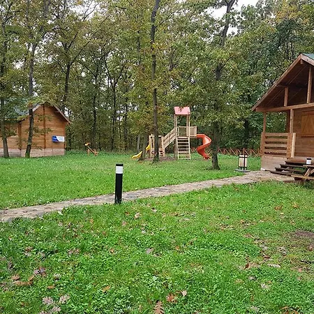 Sakarya Il Ormani Tabiat Parki Bungalow - Halal Lodge